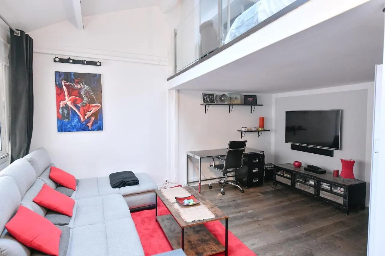 Duplex Design & Moderne En Plein Coeur De Paris Apartment 0*,  France